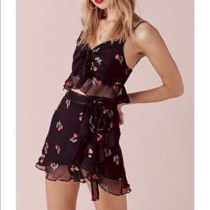 For love and lemons cherry set